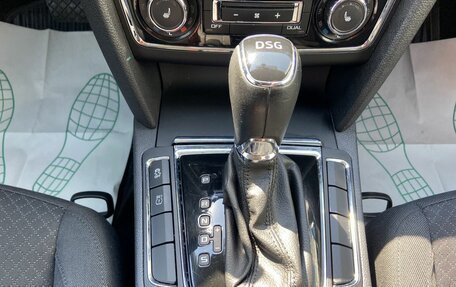 Skoda Superb III рестайлинг, 2013 год, 1 024 000 рублей, 18 фотография