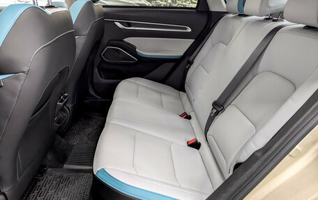 Geely Emgrand, 2023 год, 1 740 000 рублей, 12 фотография