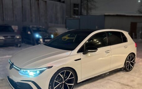 Volkswagen Golf VIII, 2022 год, 1 830 000 рублей, 2 фотография