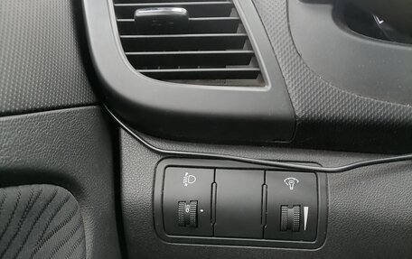 Hyundai Solaris II рестайлинг, 2012 год, 899 000 рублей, 6 фотография