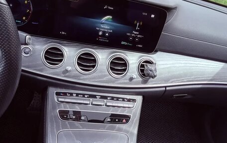Mercedes-Benz E-Класс, 2021 год, 4 850 000 рублей, 10 фотография