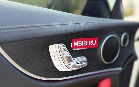 Mercedes-Benz E-Класс, 2017 год, 4 300 000 рублей, 10 фотография