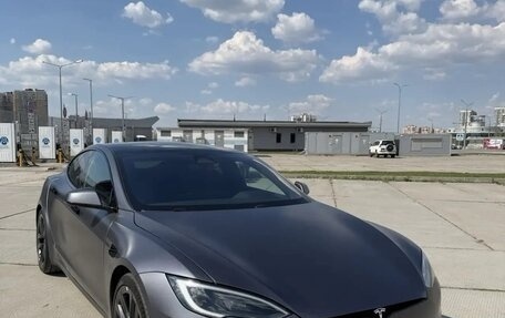 Tesla Model S I, 2022 год, 13 000 000 рублей, 2 фотография