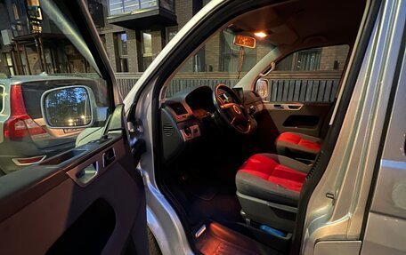Volkswagen Multivan T5, 2004 год, 1 199 000 рублей, 4 фотография