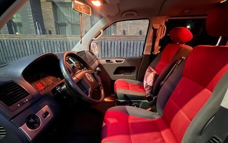 Volkswagen Multivan T5, 2004 год, 1 199 000 рублей, 5 фотография