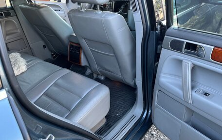 Volkswagen Touareg III, 2006 год, 1 200 000 рублей, 10 фотография