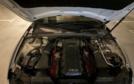 Audi RS 5, 2011 год, 2 950 000 рублей, 13 фотография