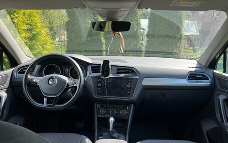 Volkswagen Tiguan II, 2019 год, 1 920 000 рублей, 10 фотография