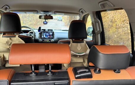Toyota Land Cruiser Prado 150 рестайлинг 2, 2016 год, 4 650 000 рублей, 2 фотография