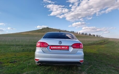 Volkswagen Jetta VI, 2013 год, 1 090 000 рублей, 5 фотография