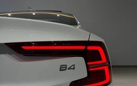 Volvo S60 III, 2025 год, 4 770 000 рублей, 4 фотография