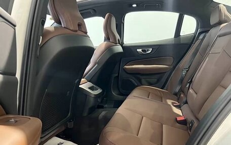 Volvo S60 III, 2025 год, 4 770 000 рублей, 10 фотография