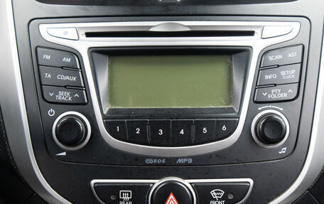 Hyundai Solaris II рестайлинг, 2013 год, 849 000 рублей, 14 фотография