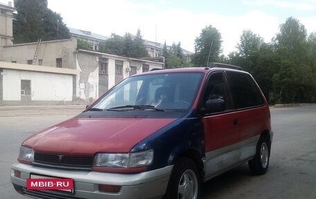 Mitsubishi Space Runner II, 1994 год, 75 000 рублей, 3 фотография
