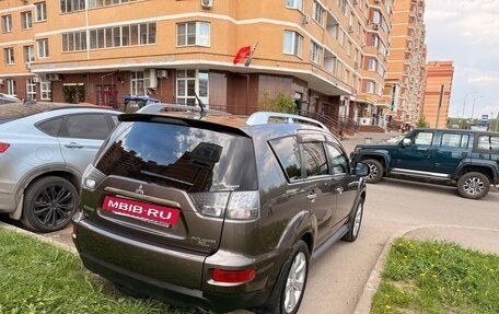 Mitsubishi Outlander III рестайлинг 3, 2010 год, 1 750 000 рублей, 5 фотография