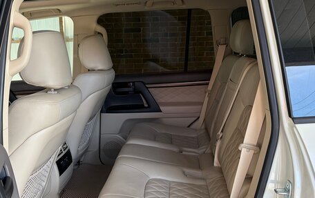Toyota Land Cruiser 200, 2021 год, 7 800 000 рублей, 9 фотография