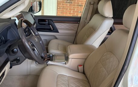Toyota Land Cruiser 200, 2021 год, 7 800 000 рублей, 8 фотография