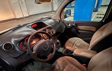 Renault Kangoo II рестайлинг, 2012 год, 460 000 рублей, 11 фотография