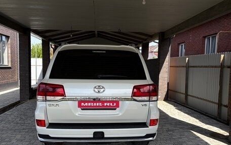 Toyota Land Cruiser 200, 2021 год, 7 800 000 рублей, 5 фотография