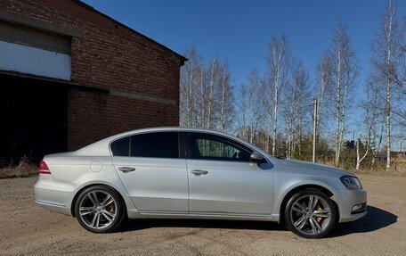 Volkswagen Passat B7, 2011 год, 990 000 рублей, 5 фотография