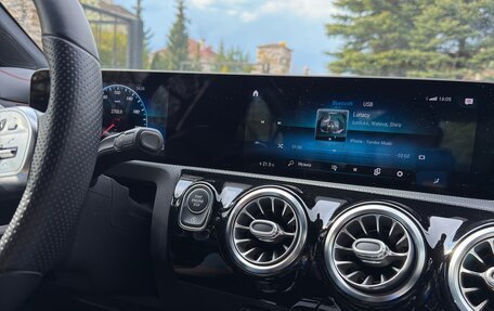 Mercedes-Benz CLA, 2020 год, 3 300 000 рублей, 4 фотография