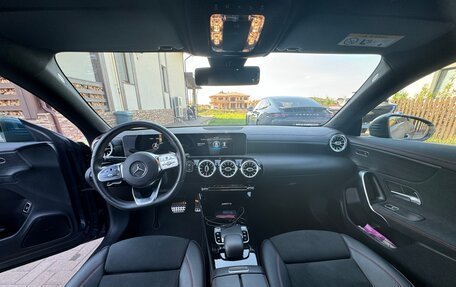 Mercedes-Benz CLA, 2019 год, 3 100 000 рублей, 10 фотография