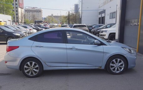 Hyundai Solaris II рестайлинг, 2011 год, 783 000 рублей, 4 фотография