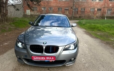 BMW 5 серия, 2003 год, 1 200 000 рублей, 1 фотография