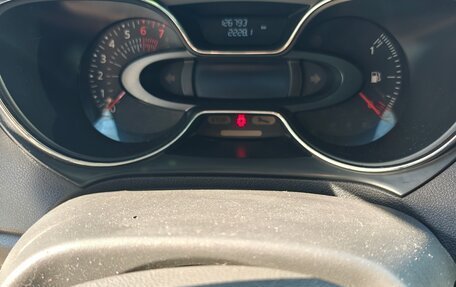 Renault Kaptur I рестайлинг, 2017 год, 1 350 000 рублей, 15 фотография