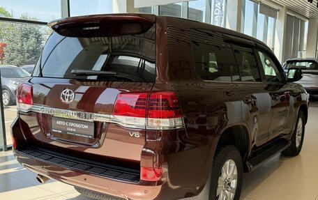 Toyota Land Cruiser 200, 2016 год, 6 800 000 рублей, 4 фотография