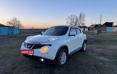 Nissan Juke II, 2010 год, 900 000 рублей, 3 фотография