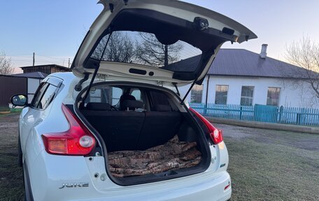 Nissan Juke II, 2010 год, 900 000 рублей, 10 фотография