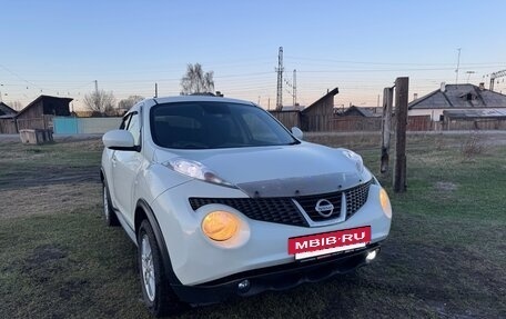 Nissan Juke II, 2010 год, 900 000 рублей, 2 фотография