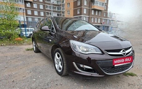 Opel Astra J, 2013 год, 699 000 рублей, 3 фотография