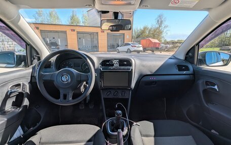 Volkswagen Polo VI (EU Market), 2012 год, 750 000 рублей, 8 фотография