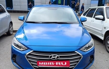 Hyundai Elantra VI рестайлинг, 2017 год, 1 420 000 рублей, 4 фотография