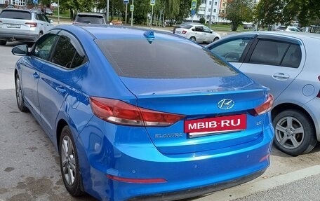 Hyundai Elantra VI рестайлинг, 2017 год, 1 420 000 рублей, 6 фотография