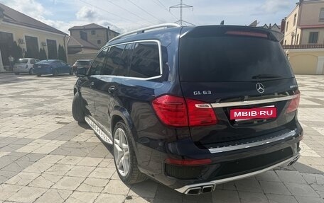 Mercedes-Benz GL-Класс AMG, 2015 год, 2 800 000 рублей, 16 фотография