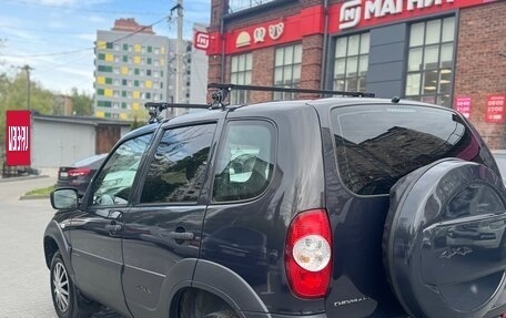 Chevrolet Niva I рестайлинг, 2018 год, 649 000 рублей, 4 фотография