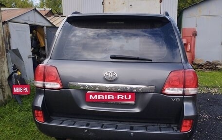 Toyota Land Cruiser 200, 2008 год, 2 350 000 рублей, 4 фотография