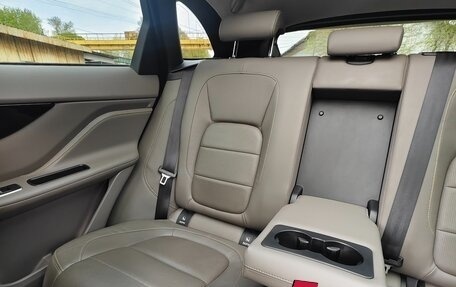 Jaguar F-Pace, 2018 год, 3 500 000 рублей, 12 фотография