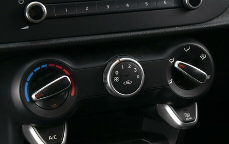 KIA Rio IV, 2021 год, 1 802 000 рублей, 18 фотография