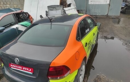 Volkswagen Polo VI (EU Market), 2018 год, 200 000 рублей, 2 фотография