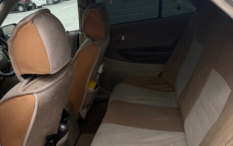 Mazda Familia, 2002 год, 300 000 рублей, 7 фотография