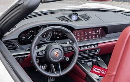 Porsche 911, 2024 год, 22 499 000 рублей, 21 фотография