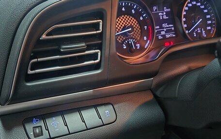 Hyundai Elantra VI рестайлинг, 2019 год, 1 500 000 рублей, 2 фотография