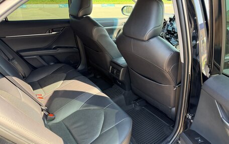 Toyota Camry, 2021 год, 3 699 000 рублей, 16 фотография