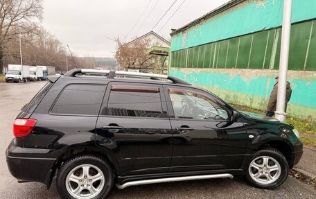 Mitsubishi Outlander III рестайлинг 3, 2007 год, 670 000 рублей, 4 фотография