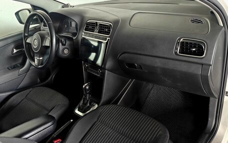 Volkswagen Polo VI (EU Market), 2012 год, 697 000 рублей, 10 фотография
