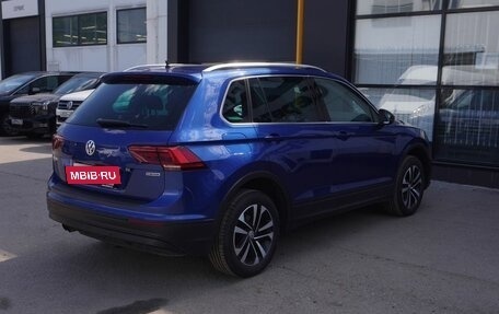 Volkswagen Tiguan II, 2020 год, 2 763 000 рублей, 5 фотография